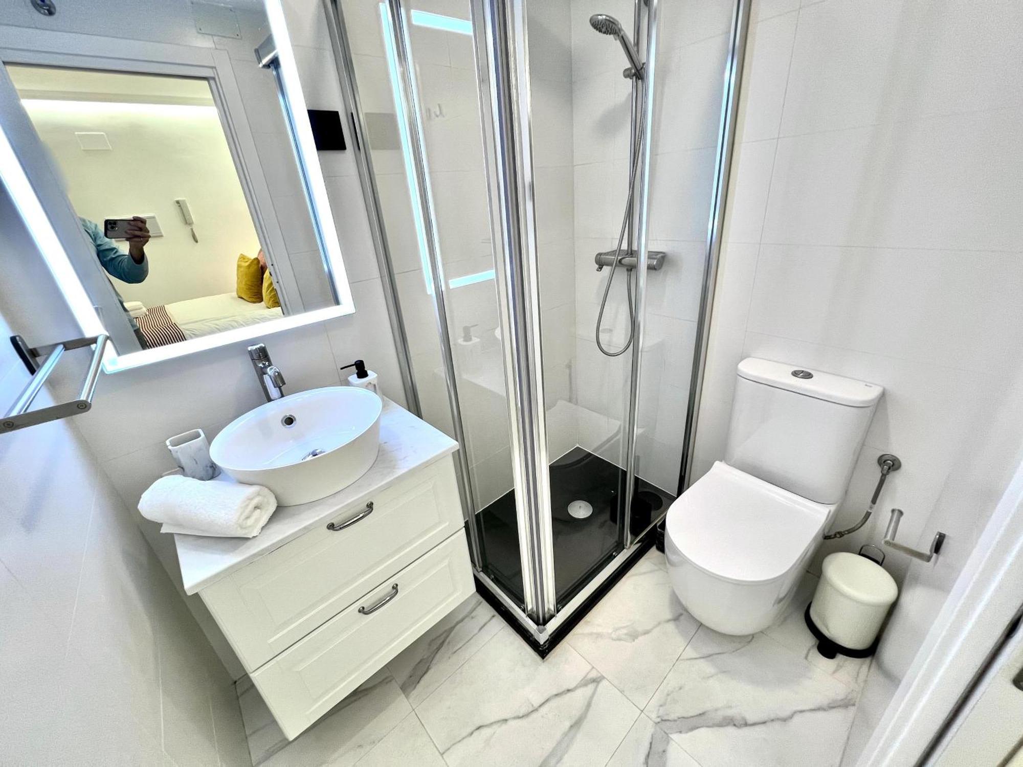 Apartment In The Heart Of Madrid-Piso En Malasana Exterior photo