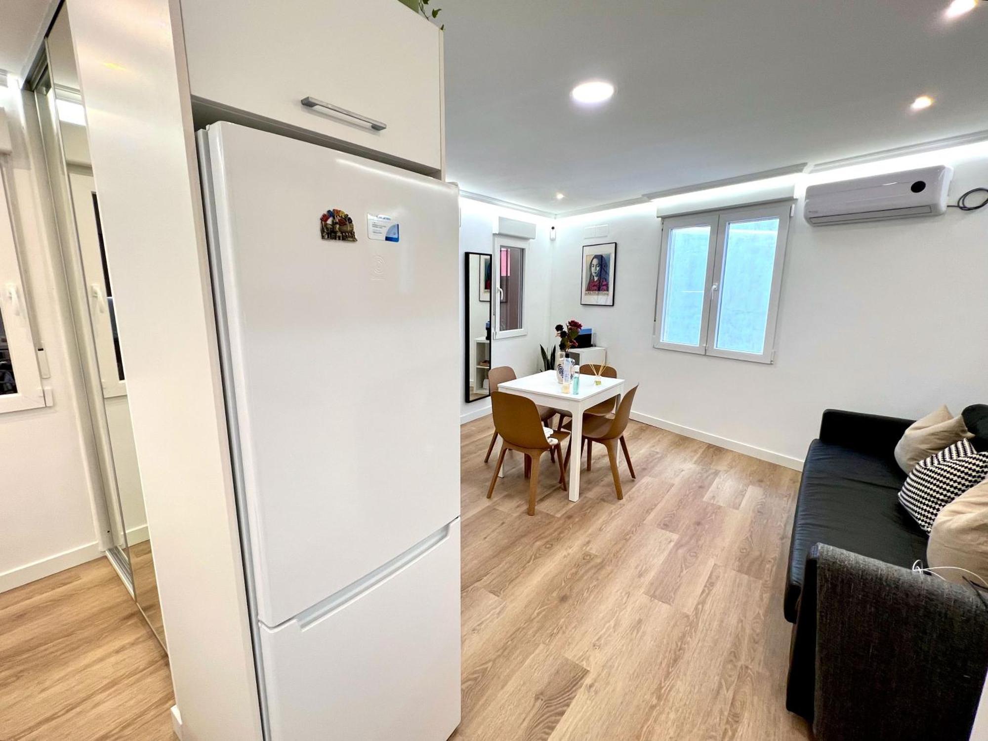 Apartment In The Heart Of Madrid-Piso En Malasana Exterior photo